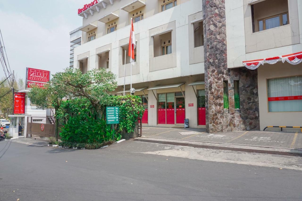 Residences By Reddoorz Near Maranatha University Bandung Extérieur photo